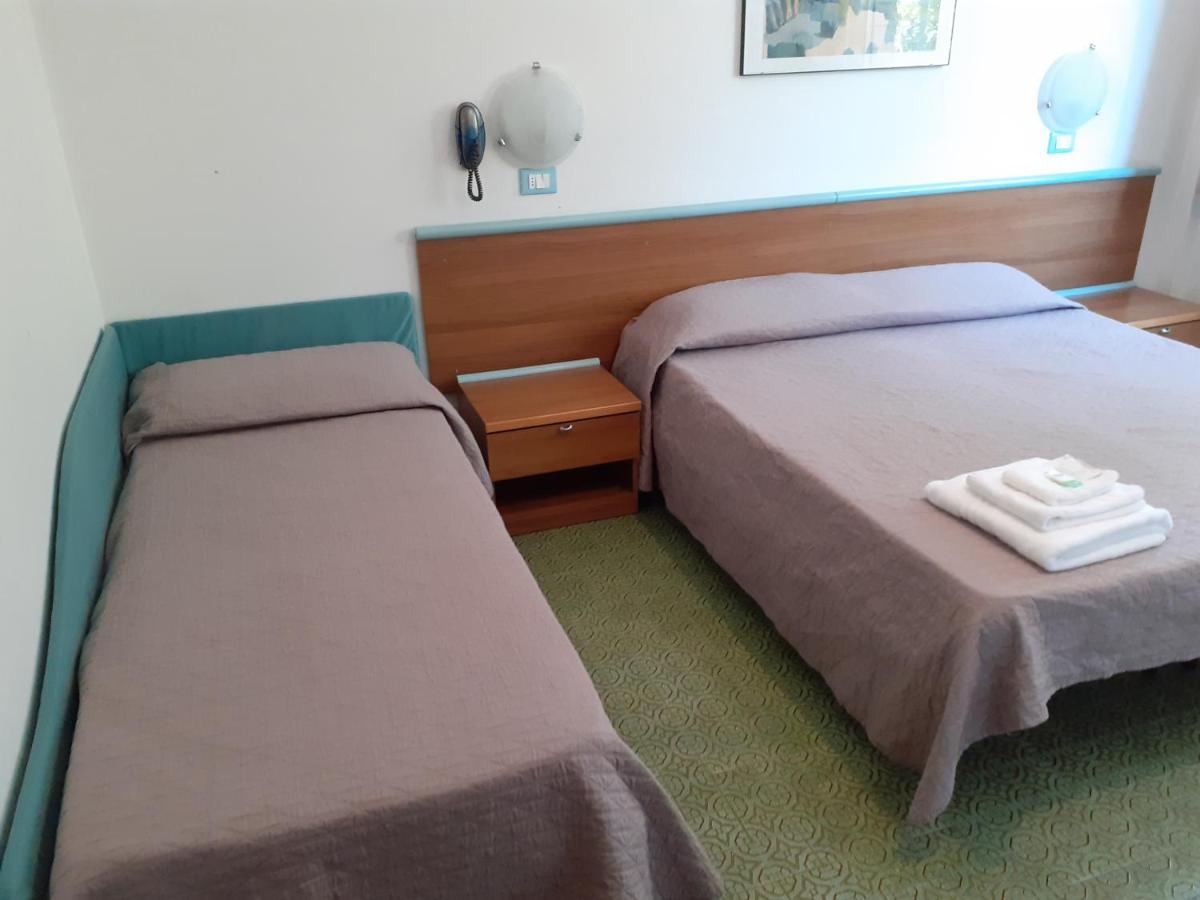 Hotel Solaria Marina Romea Extérieur photo