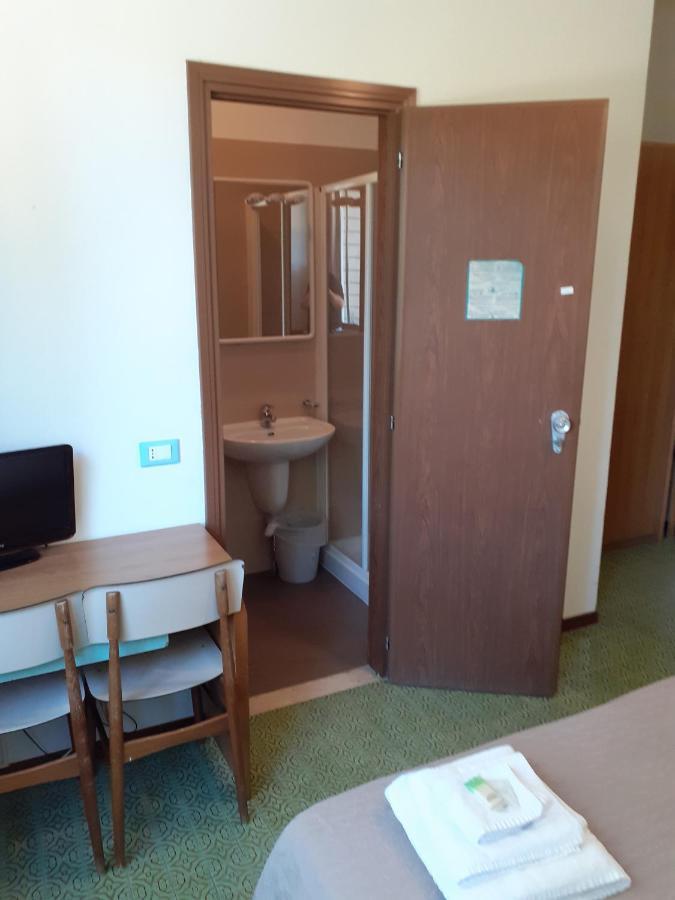 Hotel Solaria Marina Romea Extérieur photo