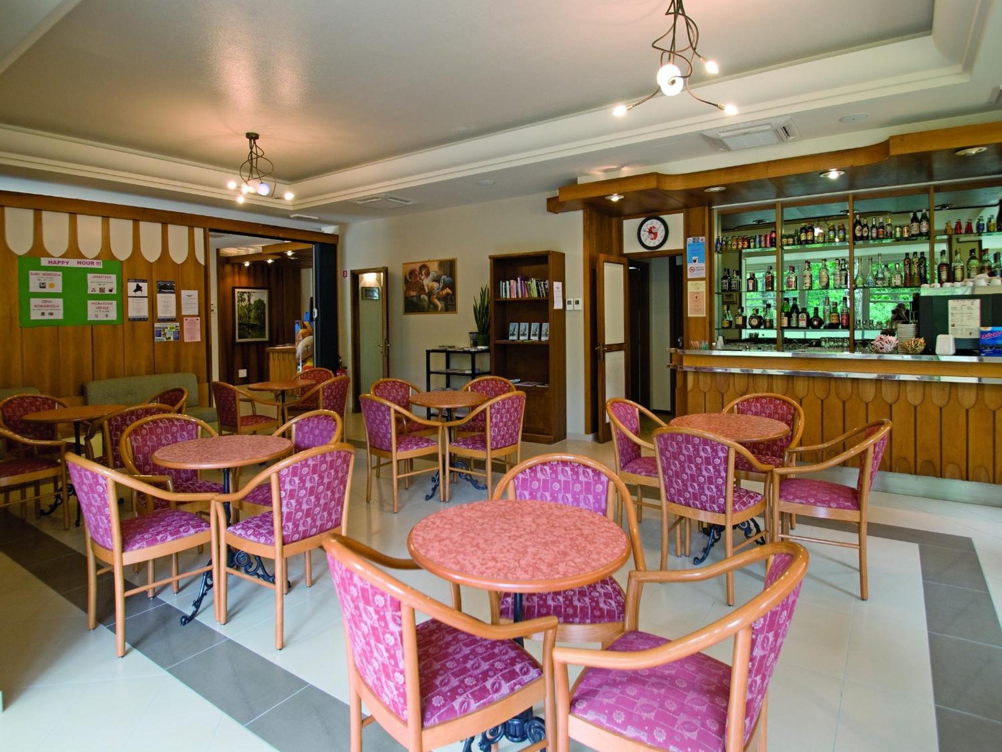 Hotel Solaria Marina Romea Extérieur photo