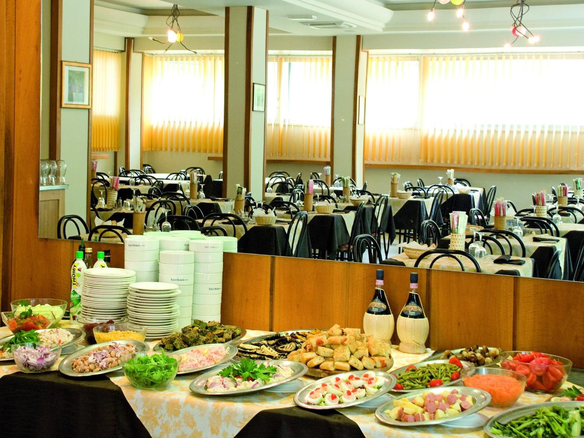 Hotel Solaria Marina Romea Extérieur photo