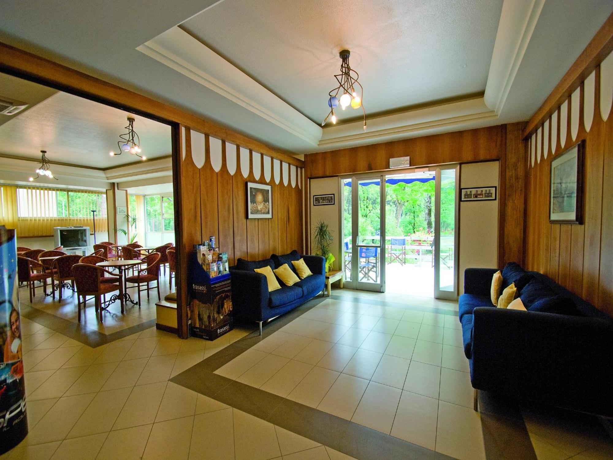 Hotel Solaria Marina Romea Extérieur photo